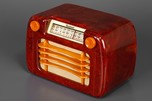 Oxblood Red Swirl Sentinel 284 ’Wavy Grill’ Catalin Radio